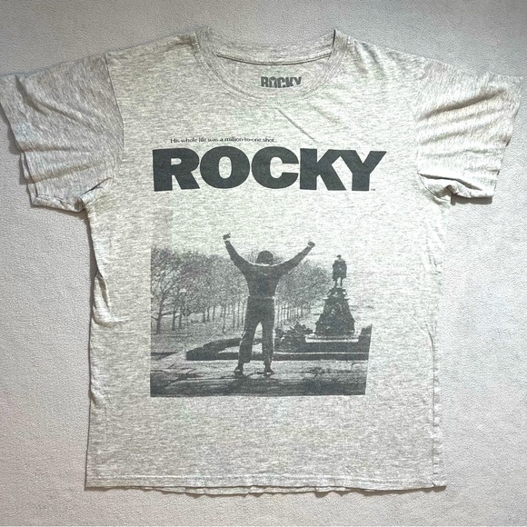 ROCKY TShirt Womens S Gray Original Balboa Boxing 1976-2010 Metro Goldwyn - Picture 2 of 7
